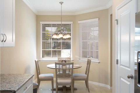 Condo in Sarasota, Florida, 2 bedrooms  № 2345659 - photo 19