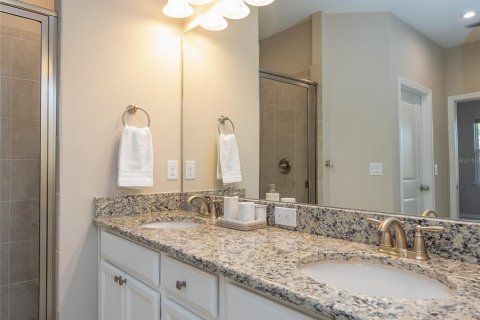 Condo in Sarasota, Florida, 2 bedrooms  № 2345659 - photo 26