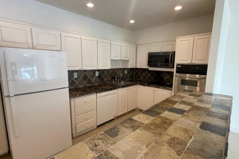 Condominio en venta en Sunny Isles Beach, Florida, 1 dormitorio, 92.9 m2 № 2057876 - foto 7