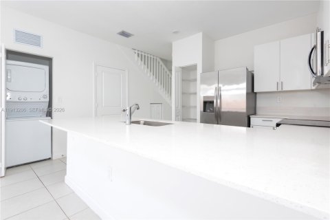 Купить таунхаус в Хомстед, Флорида 3 спальни, 129.41м2, № 1968795 - фото 12