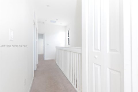 Купить таунхаус в Хомстед, Флорида 3 спальни, 129.41м2, № 1968795 - фото 19