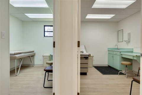 Propiedad comercial en alquiler en Clearwater, Florida № 1856656 - foto 20