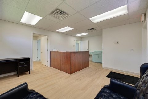 Propiedad comercial en alquiler en Clearwater, Florida № 1856656 - foto 23
