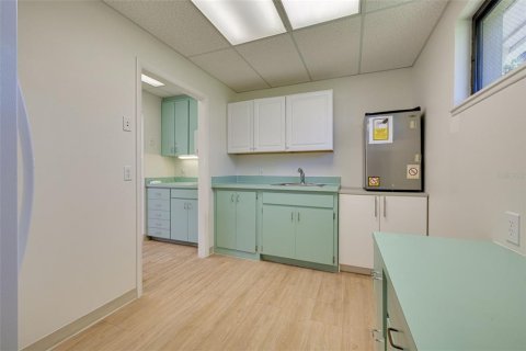 Propiedad comercial en alquiler en Clearwater, Florida № 1856656 - foto 15