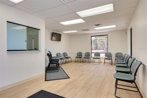 Propiedad comercial en alquiler en Clearwater, Florida № 1856656 - foto 6