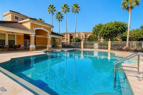 Condo in Orlando, Florida, 3 bedrooms  № 2221526 - photo 30