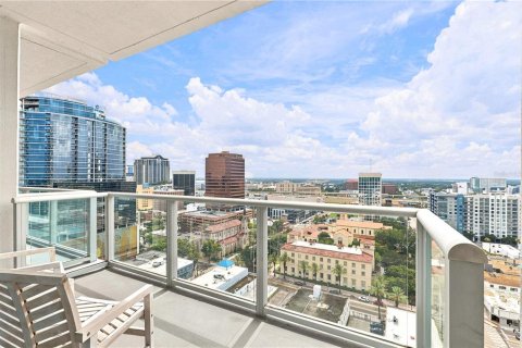 Copropriété à vendre à Orlando, Floride: 2 chambres, 105.35 m2 № 2224890 - photo 23