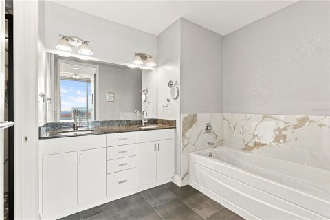 Copropriété à vendre à Orlando, Floride: 2 chambres, 105.35 m2 № 2224890 - photo 17