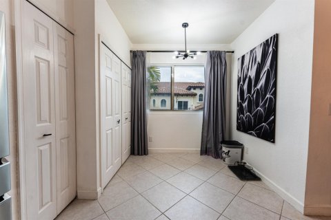 Townhouse in Boynton Beach, Florida 3 bedrooms, 212.19 sq.m. № 2146229 - photo 30