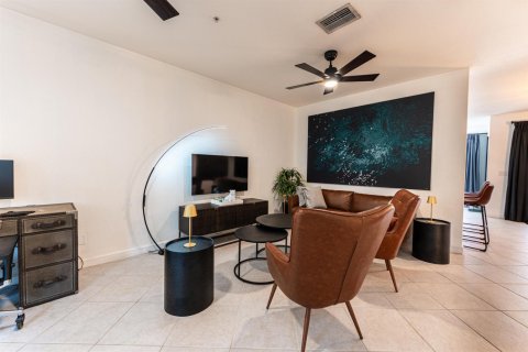 Townhouse in Boynton Beach, Florida 3 bedrooms, 212.19 sq.m. № 2146229 - photo 16