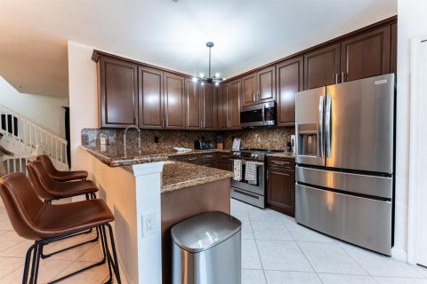 Townhouse in Boynton Beach, Florida 3 bedrooms, 212.19 sq.m. № 2146229 - photo 27