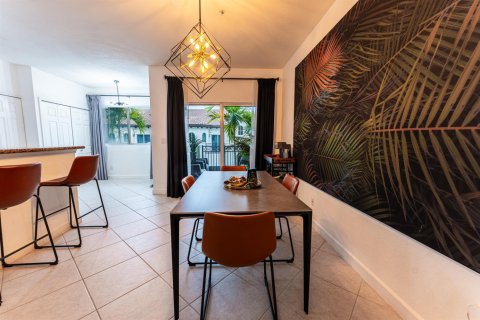 Townhouse in Boynton Beach, Florida 3 bedrooms, 212.19 sq.m. № 2146229 - photo 23
