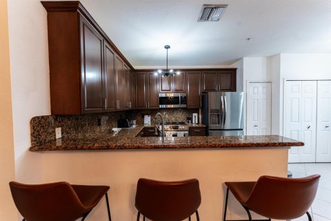 Townhouse in Boynton Beach, Florida 3 bedrooms, 212.19 sq.m. № 2146229 - photo 25