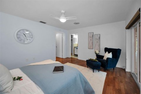 Casa en venta en Clearwater, Florida, 4 dormitorios, 233.93 m2 № 1843181 - foto 28