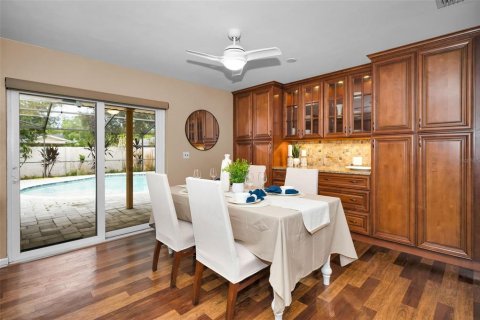 Casa en venta en Clearwater, Florida, 4 dormitorios, 233.93 m2 № 1843181 - foto 13