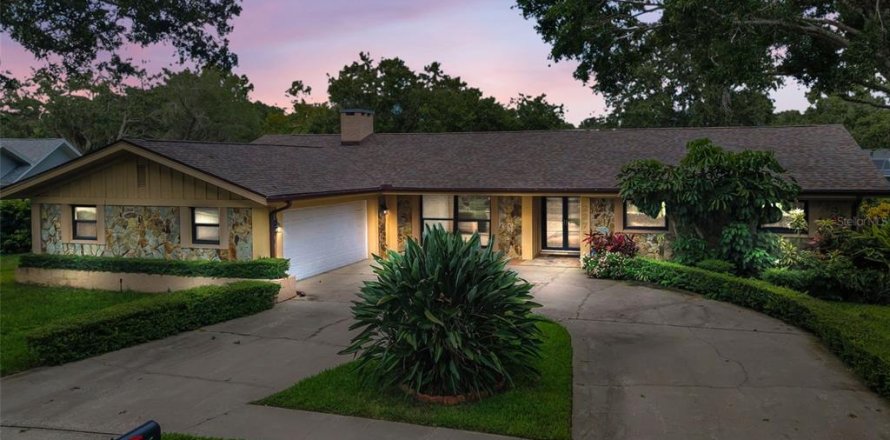 Casa en Clearwater, Florida 4 dormitorios, 233.93 m2 № 1843181