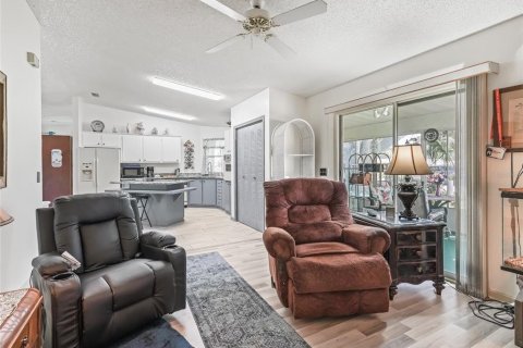 Villa ou maison à vendre à The Villages, Floride: 2 chambres, 144.74 m2 № 1737253 - photo 28