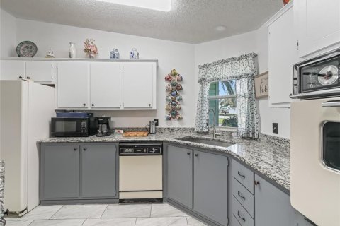 Villa ou maison à vendre à The Villages, Floride: 2 chambres, 144.74 m2 № 1737253 - photo 23