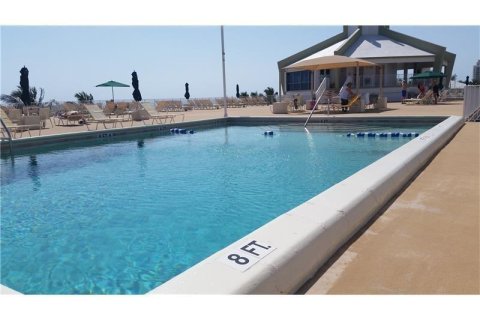 Condominio en venta en Pompano Beach, Florida, 2 dormitorios, 99.78 m2 № 2174184 - foto 20