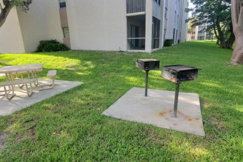 Condominio en venta en Coral Springs, Florida, 2 dormitorios, 91.97 m2 № 2187551 - foto 20
