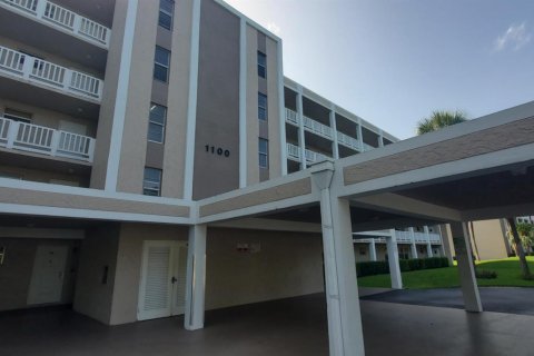 Condominio en venta en Coral Springs, Florida, 2 dormitorios, 91.97 m2 № 2187551 - foto 2