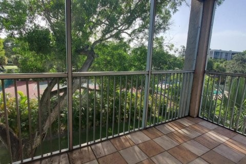 Condominio en venta en Coral Springs, Florida, 2 dormitorios, 91.97 m2 № 2187551 - foto 17
