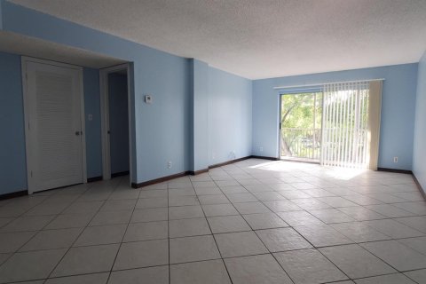 Condominio en venta en Coral Springs, Florida, 2 dormitorios, 91.97 m2 № 2187551 - foto 7