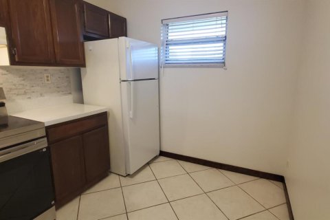 Condominio en venta en Coral Springs, Florida, 2 dormitorios, 91.97 m2 № 2187551 - foto 11