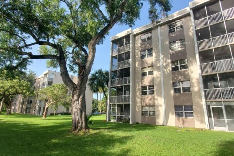 Condominio en venta en Coral Springs, Florida, 2 dormitorios, 91.97 m2 № 2187551 - foto 22