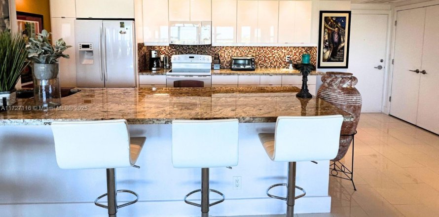 Condo à Fort Lauderdale, Floride, 2 chambres № 1934067