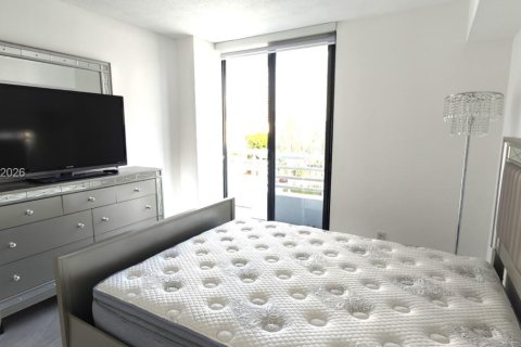 Condominio en venta en Aventura, Florida, 2 dormitorios, 98.94 m2 № 2339885 - foto 17