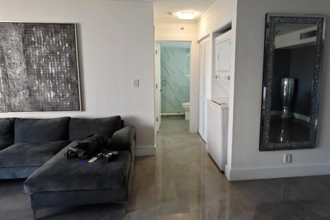 Condominio en venta en Aventura, Florida, 2 dormitorios, 98.94 m2 № 2339885 - foto 11