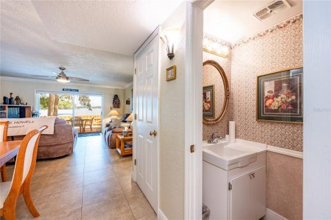 Copropriété à louer à Casselberry, Floride: 2 chambres, 115.94 m2 № 1640941 - photo 28