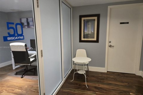 Condominio en venta en Miami, Florida, 2 dormitorios, 122.82 m2 № 1962672 - foto 30