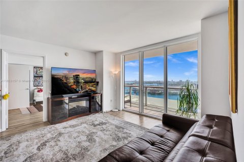 Condominio en venta en Miami, Florida, 2 dormitorios, 122.82 m2 № 1962672 - foto 8