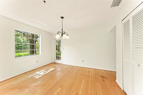 Condo in Tampa, Florida, 3 bedrooms № 2197780 - photo 14