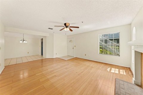 Condo in Tampa, Florida, 3 bedrooms № 2197780 - photo 9