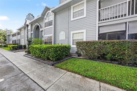 Condo in Tampa, Florida, 3 bedrooms № 2197780 - photo 25