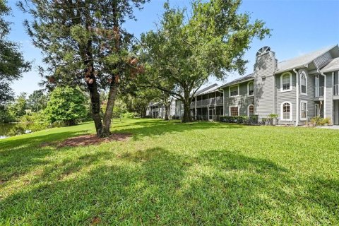 Condo in Tampa, Florida, 3 bedrooms № 2197780 - photo 27