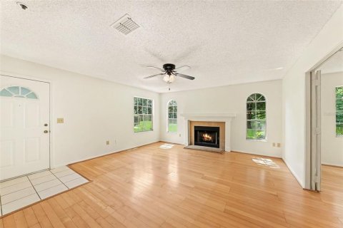 Condo in Tampa, Florida, 3 bedrooms № 2197780 - photo 4