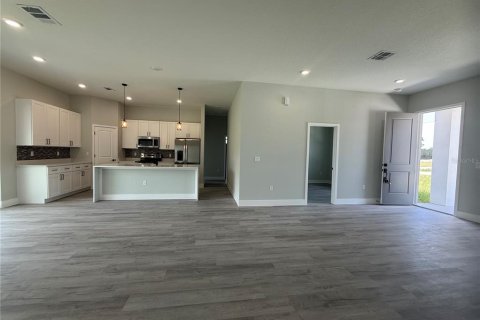 House in Ocala, Florida 4 bedrooms, 167.41 sq.m. № 1845038 - photo 3