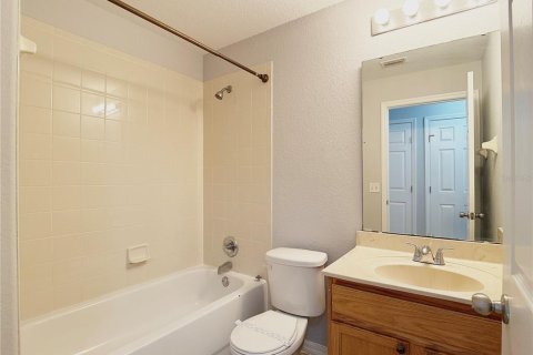 House in Haines City, Florida 4 bedrooms, 193.05 sq.m. № 2314389 - photo 27