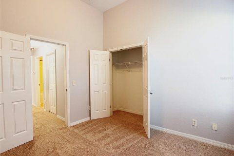 House in Haines City, Florida 4 bedrooms, 193.05 sq.m. № 2314389 - photo 29