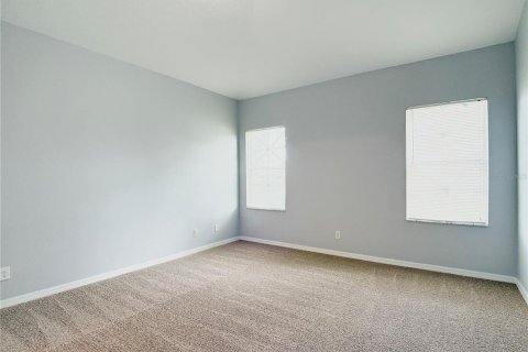 House in Haines City, Florida 4 bedrooms, 193.05 sq.m. № 2314389 - photo 14