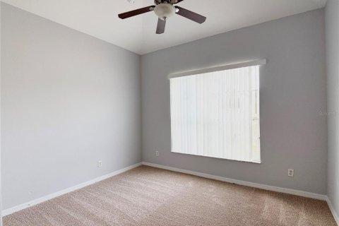 House in Haines City, Florida 4 bedrooms, 193.05 sq.m. № 2314389 - photo 22