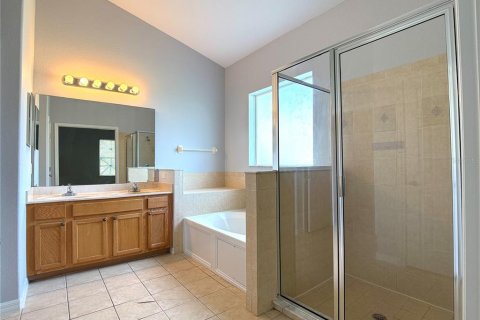 House in Haines City, Florida 4 bedrooms, 193.05 sq.m. № 2314389 - photo 17