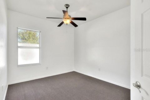 Casa en venta en Auburndale, Florida, 4 dormitorios, 215.53 m2 № 2418977 - foto 13