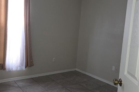 Casa en alquiler en Valrico, Florida, 4 dormitorios, 210.8 m2 № 1918473 - foto 8