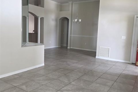 Casa en alquiler en Valrico, Florida, 4 dormitorios, 210.8 m2 № 1918473 - foto 3