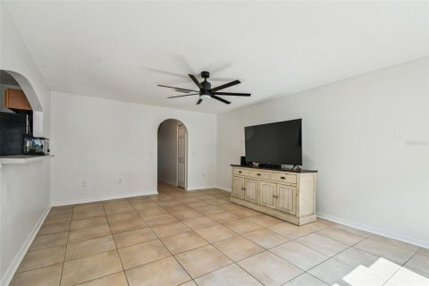 Casa en venta en Land O' Lakes, Florida, 4 dormitorios, 175.77 m2 № 1918179 - foto 6